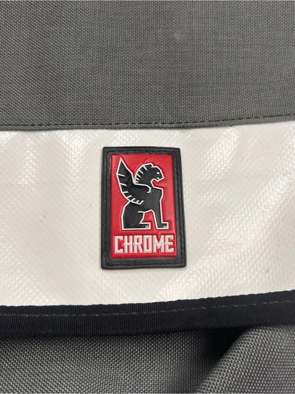 Chrome Industries Messenger Bag Gray/White